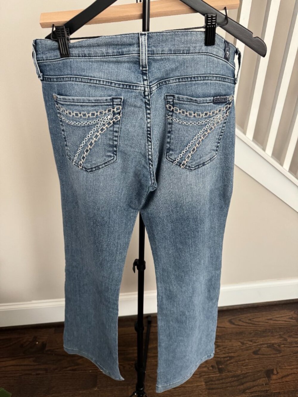 7 of All Mankind Low Rise Boot Cut Jean Size 27 - Picture 4 of 7